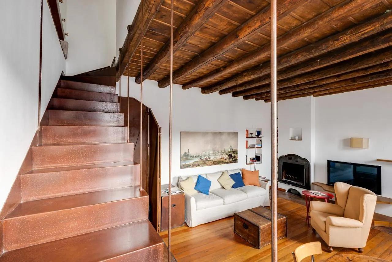 Duplex Incantevole Sui Tetti Nel Cuore Dei Navigli Μιλάνο Ιταλία